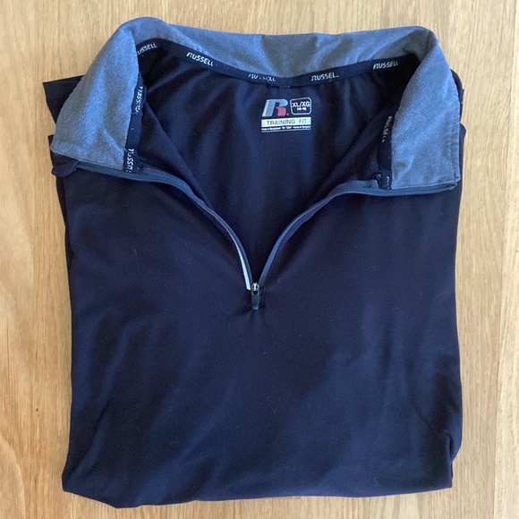 Russell Athletic 1/4 Zip Dri-Power Training Fit Pullover - Picture 8 of 9